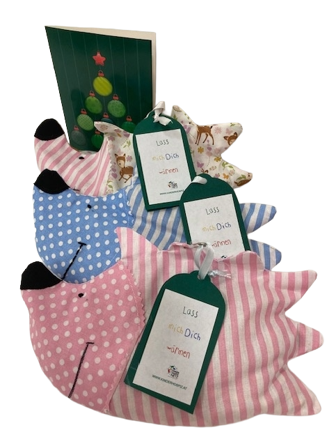 Verschiedene handgemachte Kirschkernigel