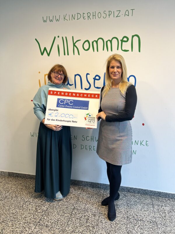 Carter Prozess Control übergibt symbolischen Spendenscheck an das Kinderhospiz Netz